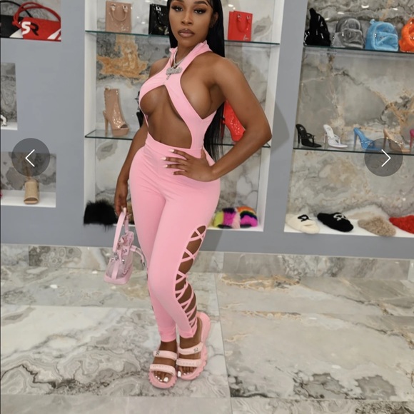 Explicit Set Gsuwoo - Picture 2 of 2